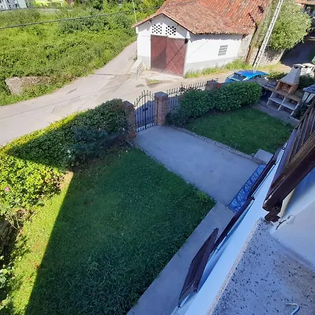 Vivienda Vacacional Parres Celorio