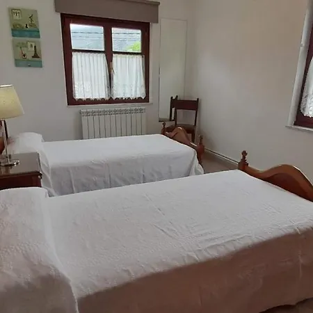 Vivienda Vacacional Parres Celorio Casa de Férias *